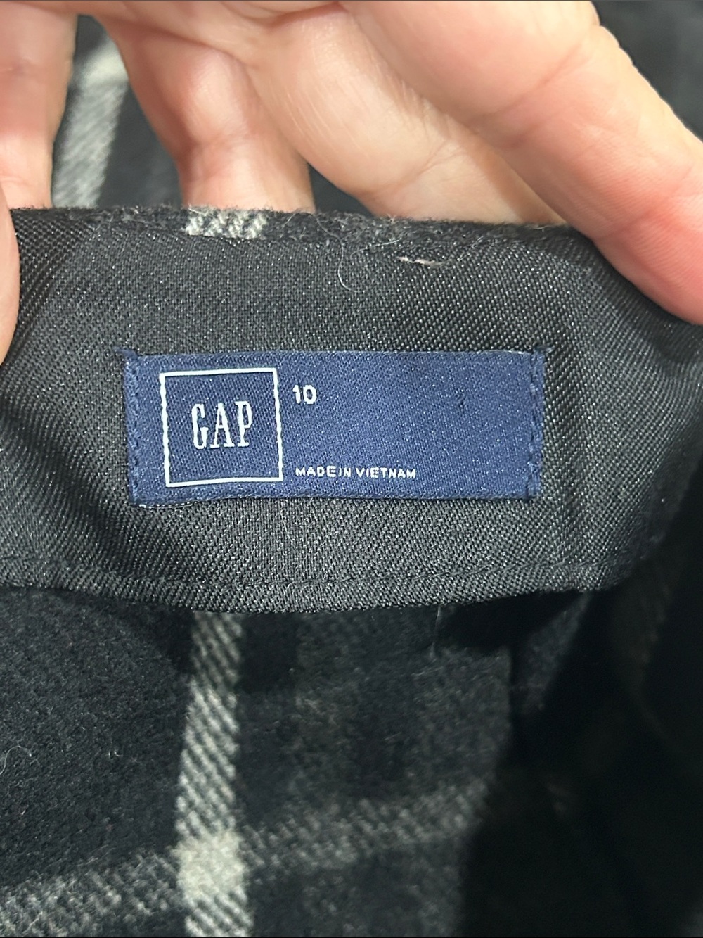 Gap Wool Blend Black Plaid Dark Academia Schoolgirl Mini Skirt - Size 10 - Picture 5 of 6